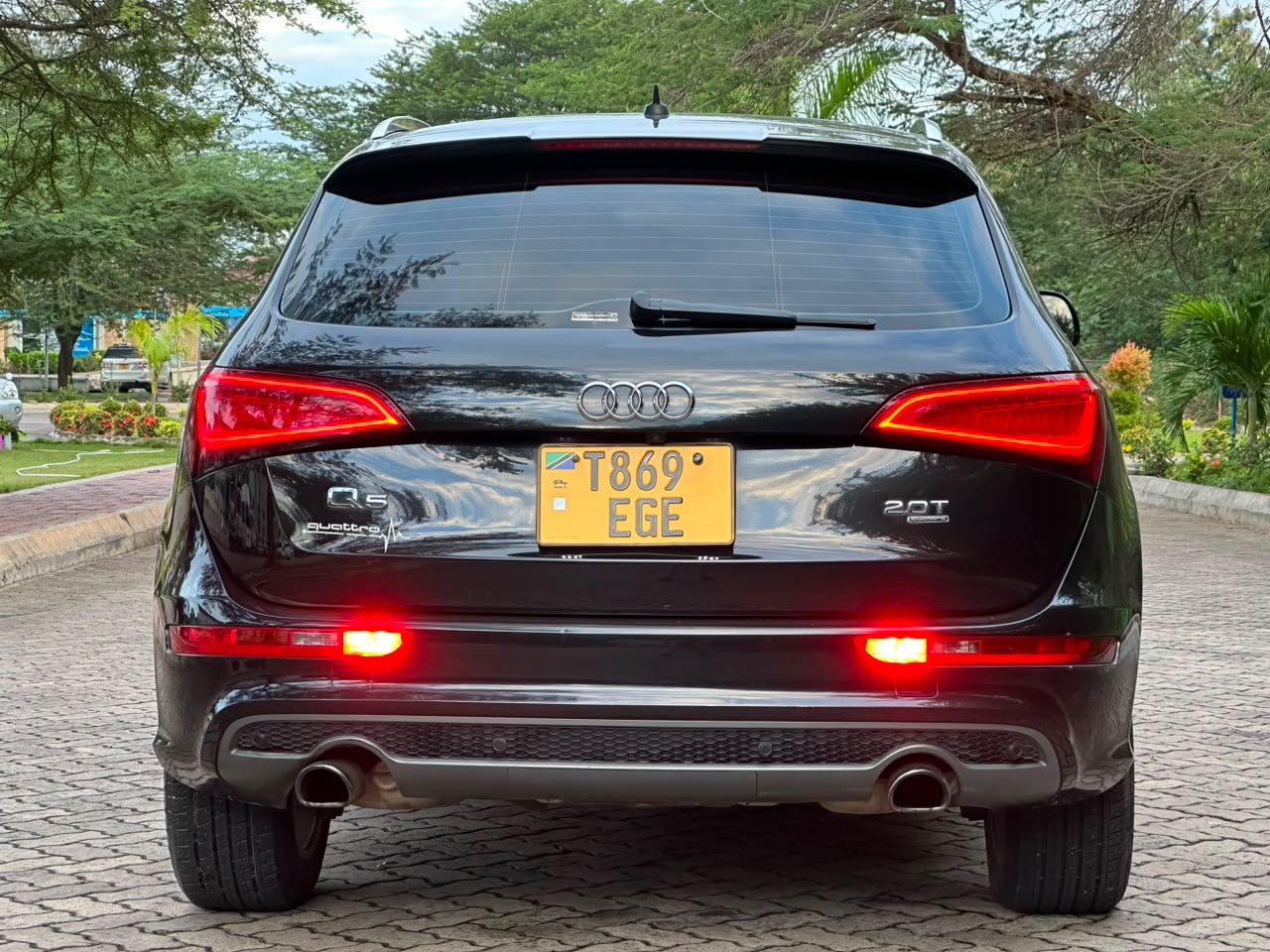 AUDI Q5 S Line (NDAR0) thumbnail 2